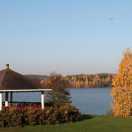 Hopeaniemi 3*
